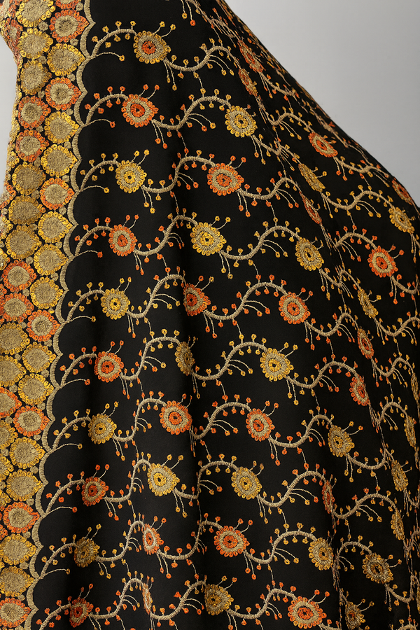 Black/Creme Pop Shayla