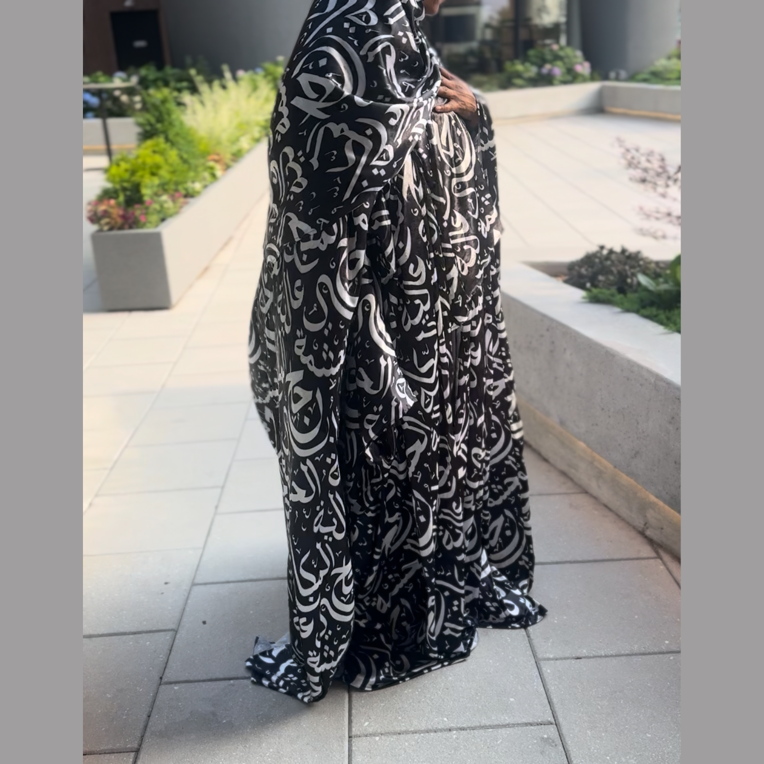 Jariah “Bold” Kaftan Set